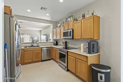 17211 W Saguaro Lane, Surprise, AZ 85388 - Photo 4