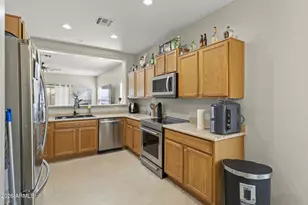17211 W Saguaro Ln, Surprise, AZ 85388 - Photo 4