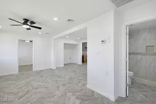 3226 W Taylor St, Phoenix, AZ 85009 - Photo 16