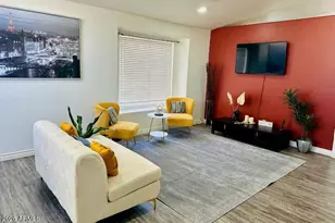 2745 E Hartford Ave, Phoenix, AZ 85032 - Photo 2