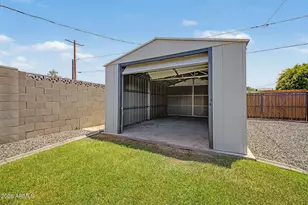 4355 E Hubbell St, Phoenix, AZ 85008 - Photo 20
