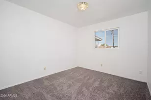 2919 W Mandalay Ln, Phoenix, AZ 85053 - Photo 16