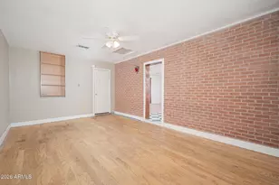 2919 W Mandalay Ln, Phoenix, AZ 85053 - Photo 10