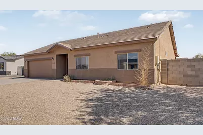 11429 W Madero Drive, Arizona City, AZ 85123 - Photo 4