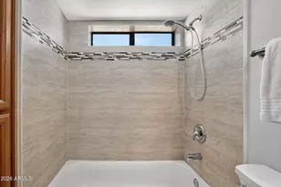 821 E Redondo Dr, Tempe, AZ 85282 - Photo 18