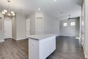 1367 S Country Club Dr, Mesa, AZ 85210 - Photo 10