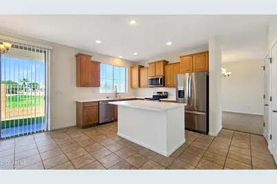 2237 N 135th Drive, Goodyear, AZ 85395 - Photo 10