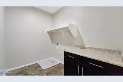 20737 W Valley View Drive, Buckeye, AZ 85396 - Photo 36