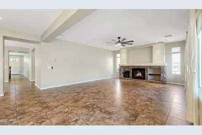 20737 W Valley View Drive, Buckeye, AZ 85396 - Photo 8