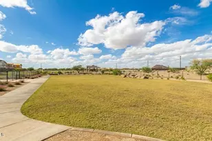 14823 W Gray Fox Trl, Surprise, AZ 85387 - Photo 14