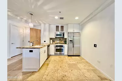 7141 E Rancho Vista Drive #Unit 2013, Scottsdale, AZ 85251 - Photo 2