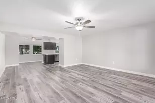 11035 W Tonada Dr, Sun City, AZ 85351 - Photo 6