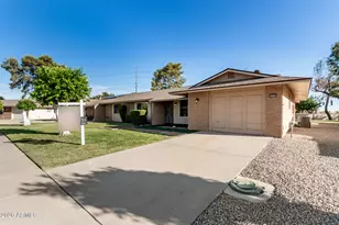 11035 W Tonada Dr, Sun City, AZ 85351 - Photo 2