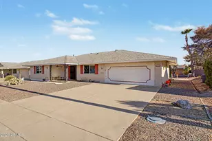 10509 W Mission Ln, Sun City, AZ 85351 - Photo 2