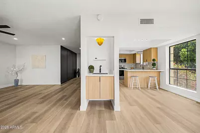 8202 N 21st Drive #B201, Phoenix, AZ 85021 - Photo 10