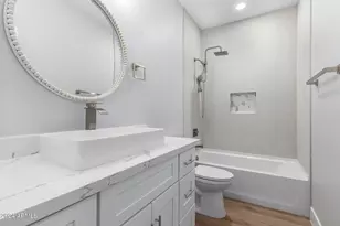 13711 W Tara Ln, Surprise, AZ 85374 - Photo 16