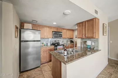200 E Southern Avenue #204, Tempe, AZ 85282 - Photo 8