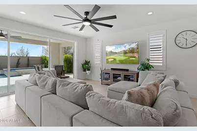 12075 N Luckenbach Street, Surprise, AZ 85388 - Photo 10