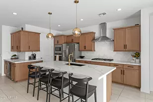 12075 N Luckenbach St, Surprise, AZ 85388 - Photo 14