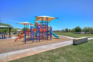 17732 W Mandalay Ln, Surprise, AZ 85388 - Photo 40