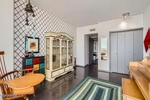 207 W Clarendon Ave, Phoenix, AZ 85013 - Photo 8