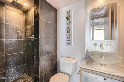 207 W Clarendon Avenue #G18, Phoenix, AZ 85013 - Photo 10