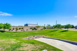 683 N Abalone Dr, Gilbert, AZ 85233 - Photo 38