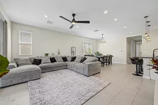 433 E Spirit Trl, Phoenix, AZ 85042 - Photo 10