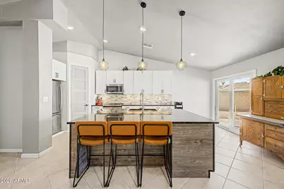 5620 W Frye Road, Chandler, AZ 85226 - Photo 12