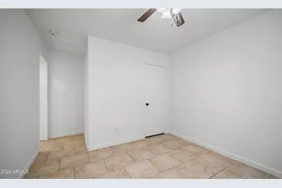 8807 W Catalina Drive, Phoenix, AZ 85037 - Photo 16