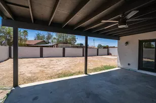 8807 W Catalina Dr, Phoenix, AZ 85037 - Photo 26