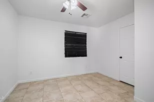 8807 W Catalina Dr, Phoenix, AZ 85037 - Photo 14