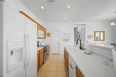 1255 S Rialto -- #110, Mesa, AZ 85209 - Photo 8