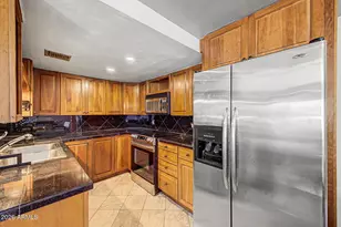 805 N 4th Ave, Phoenix, AZ 85003 - Photo 4