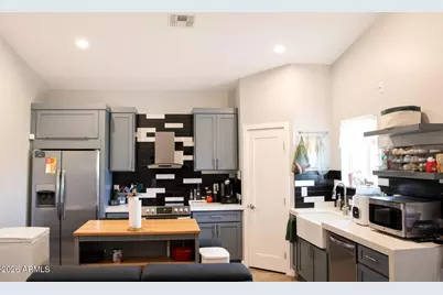 1233 S 15th Drive, Phoenix, AZ 85007 - Photo 12