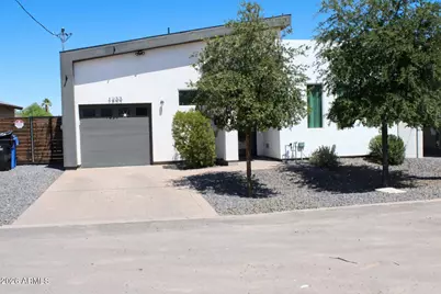 1233 S 15th Drive, Phoenix, AZ 85007 - Photo 2