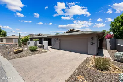 324 W Willow Avenue, Phoenix, AZ 85029 - Photo 2