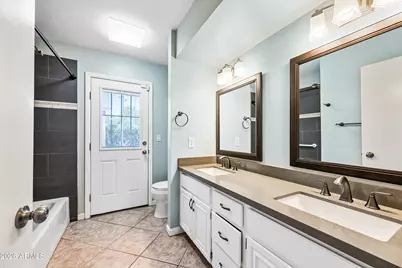 324 W Willow Avenue, Phoenix, AZ 85029 - Photo 38