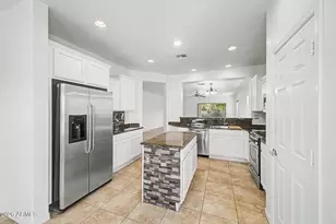 2515 W Brookhart Way, Phoenix, AZ 85085 - Photo 8