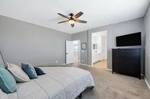 10022 E Revolution Dr, Mesa, AZ 85212 - Photo 36