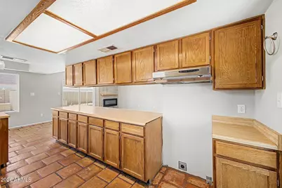 5607 W Winnwood Avenue, Glendale, AZ 85304 - Photo 4