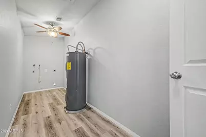 5607 W Winnwood Avenue, Glendale, AZ 85304 - Photo 32