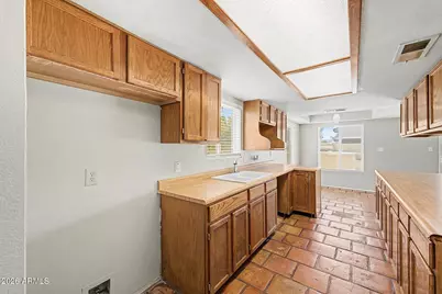 5607 W Winnwood Avenue, Glendale, AZ 85304 - Photo 18