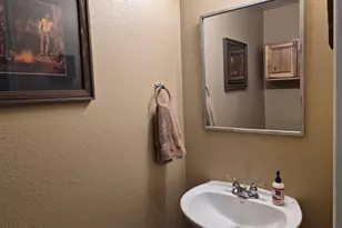 2411 W Lucia Dr, Phoenix, AZ 85085 - Photo 18