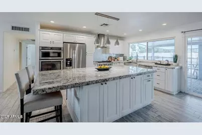 10844 N 37th Street, Phoenix, AZ 85028 - Photo 14