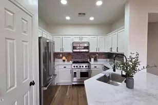 39606 N Prairie Ln, Anthem, AZ 85086 - Photo 8