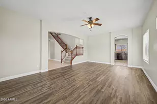 17873 W Watson Ln, Surprise, AZ 85388 - Photo 10