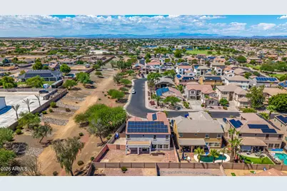 17873 W Watson Lane, Surprise, AZ 85388 - Photo 56