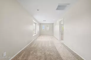 17873 W Watson Ln, Surprise, AZ 85388 - Photo 42