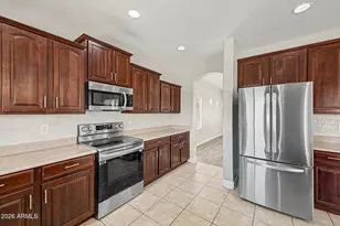 17873 W Watson Ln, Surprise, AZ 85388 - Photo 14
